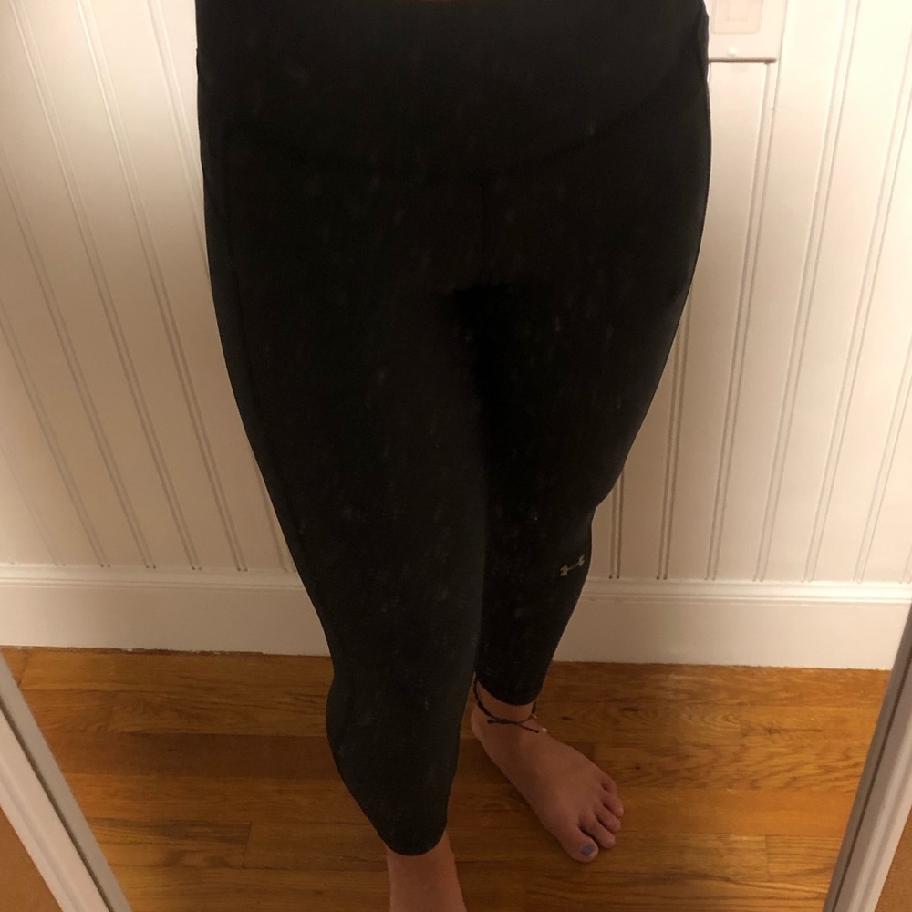 black Under Armour leggings